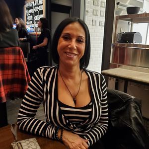 Meet your Posher, Vanna